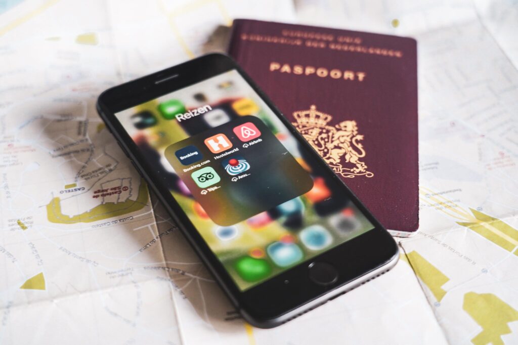 apps die je moet hebben tijdens je reis - reisblog travelnote
