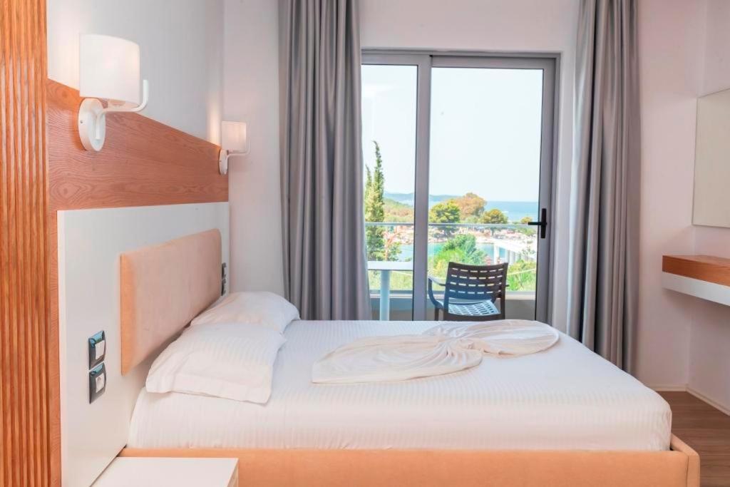 ksamil hotel